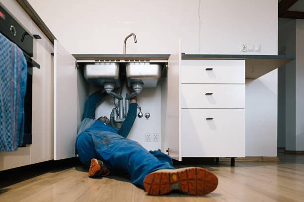 Professional Plumbing technician working in Freeport, OH
